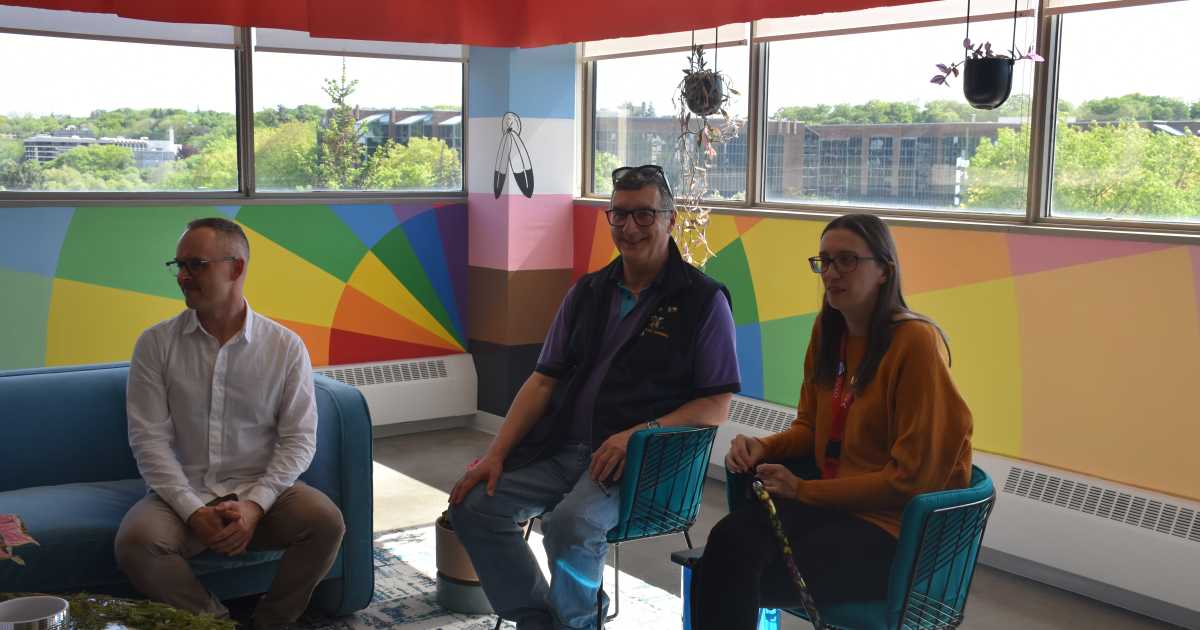 Representatives of the 2SLGBTQI+ community and RNAO’s Rainbow Nursing Interest Group attend the unveiling of the space on May 28.  